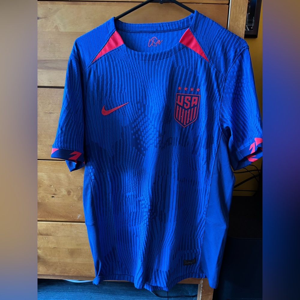 Nike USA AUTHENTIC Soccer Jersey BLANK (medium)